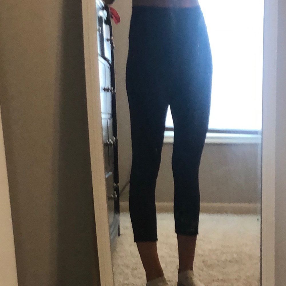 Black lululemon leggings